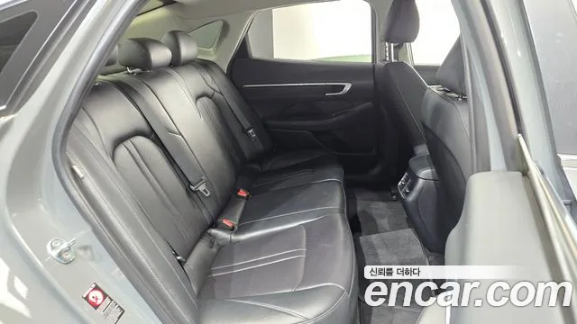 Hyundai Sonata — Фото автомобиля 11