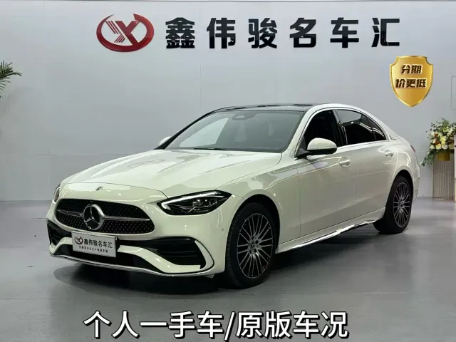 Фотография автомобиля — Mercedes-Benz C-Class