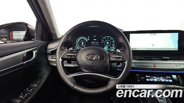 Hyundai Grandeur New — Фото автомобиля 18