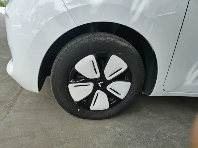 Wuling Zhiguang NEV — Фото автомобиля 22
