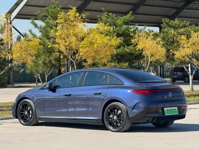 Mercedes-Benz EQE — Фото автомобиля 21