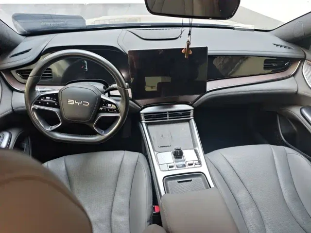 BYD Seal — Фото автомобиля 12