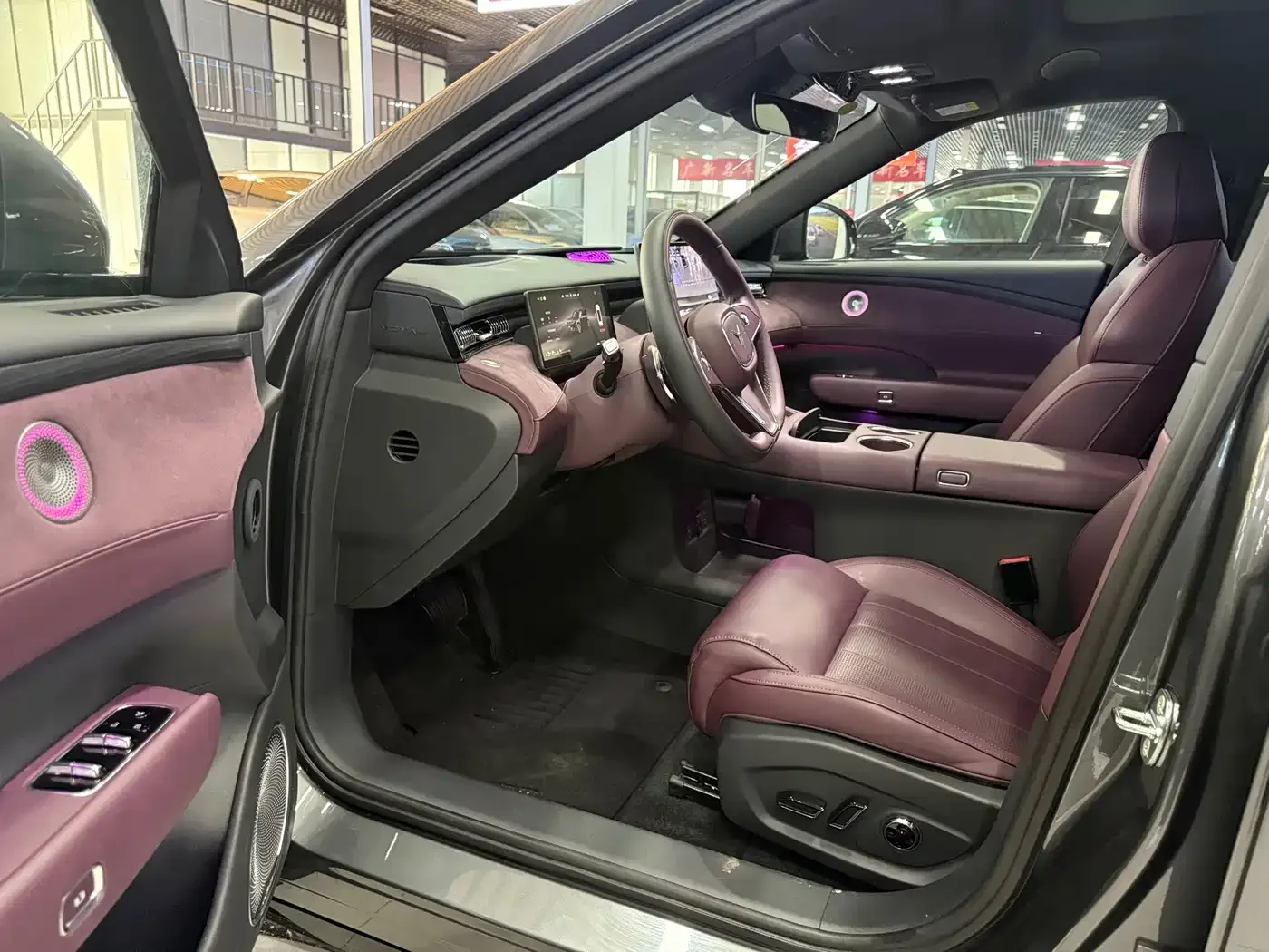 Voyah Auto VOYAH FREE 2025 FREE+ 4WD Qiankun Edition — Фото автомобиля 4