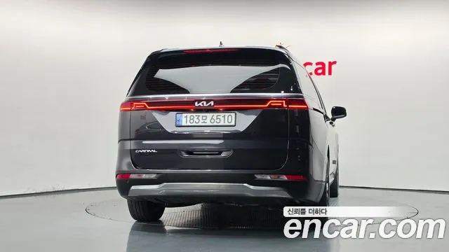 Kia Carnival 4th Gen — Фото автомобиля 4
