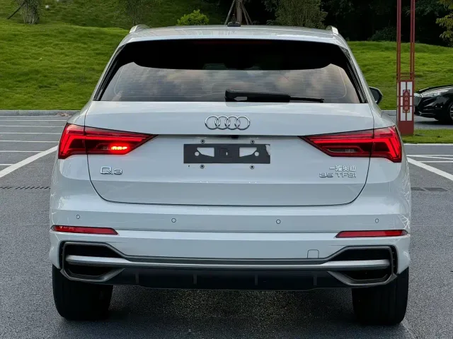 Audi Q3 — Фото автомобиля 8