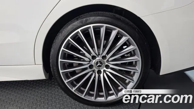 Mercedes-Benz C-Class — Фото автомобиля 21
