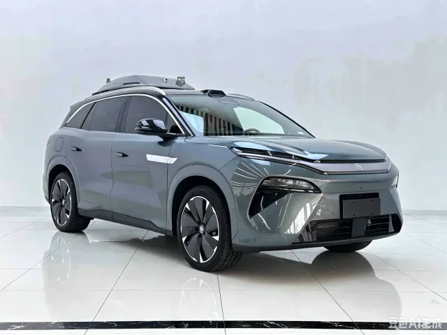 BYD Tang L — Фото автомобиля 3