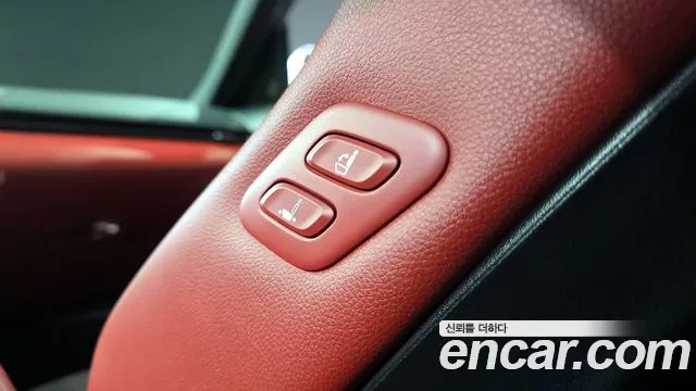 Genesis GV70 2.5T Бензин 2WD — Фото автомобиля 24