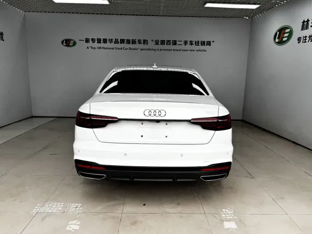 Audi A4L — Фото автомобиля 5