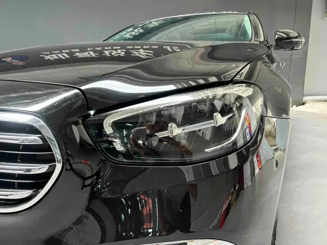 Mercedes-Benz E-Class — Фото автомобиля 9