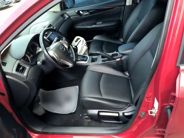 Nissan Tiida — Фото автомобиля 14