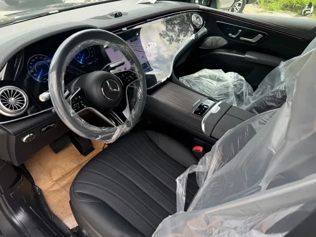 Mercedes-Benz EQS SUV — Фото автомобиля 7