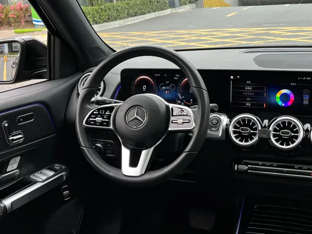 Mercedes-Benz GLB-Class — Фото автомобиля 17