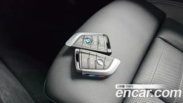 BMW X4 xDrive20i M Sport Pro Special Edition — Фото автомобиля 17