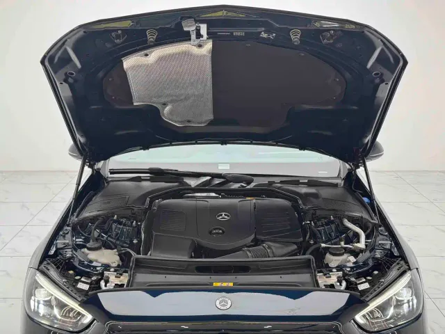 Mercedes-Benz C-Class — Фото автомобиля 10