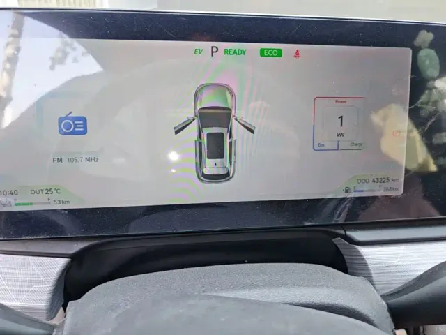 JAC Motors JAC QX PHEV — Фото автомобиля 11