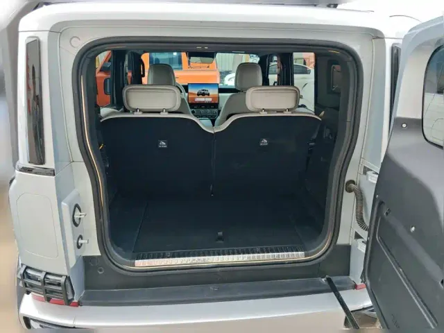 iCAR V23 — Фото автомобиля 15