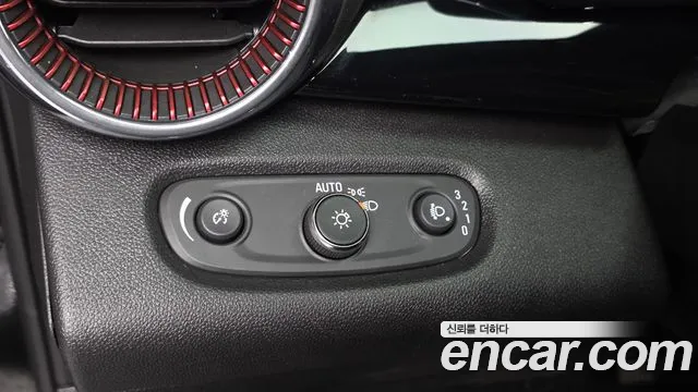 ChevroletGMDaewoo Trax Trax Кроссовер — Фото автомобиля 27