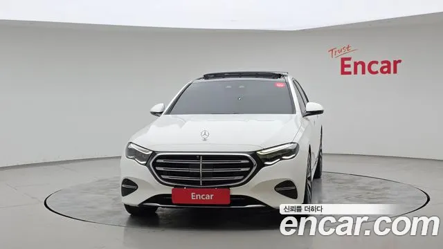 Mercedes-Benz E-Class E-класс W214 E300 4MATIC Exclusive — Фото автомобиля 3