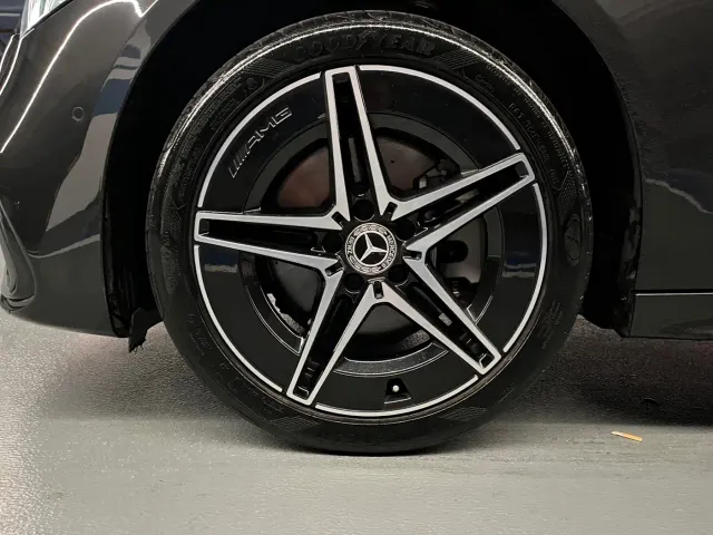 Mercedes-Benz C-Class — Фото автомобиля 5