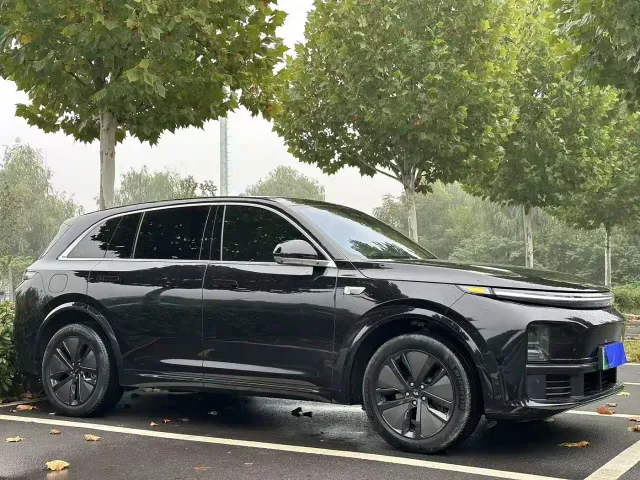Li Auto L7 — Фото автомобиля 3