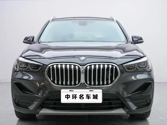 BMW X1 — Фото автомобиля 4