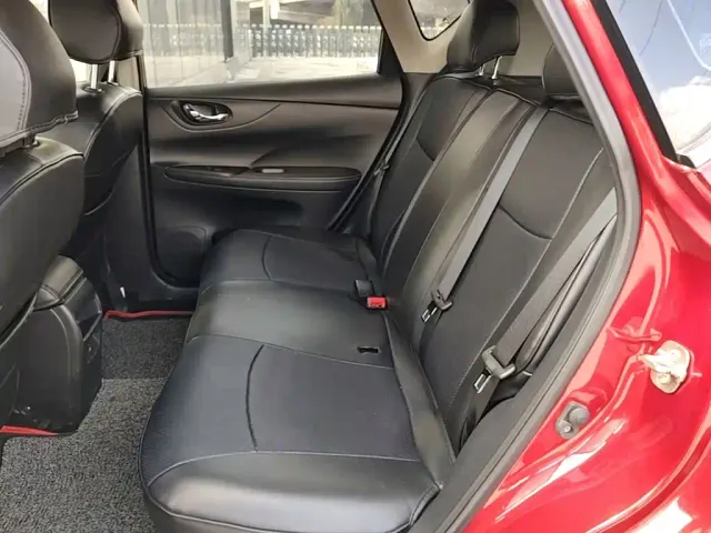Nissan Tiida — Фото автомобиля 16