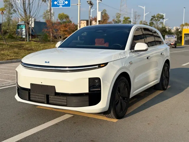 Фотография автомобиля — Li Auto L6