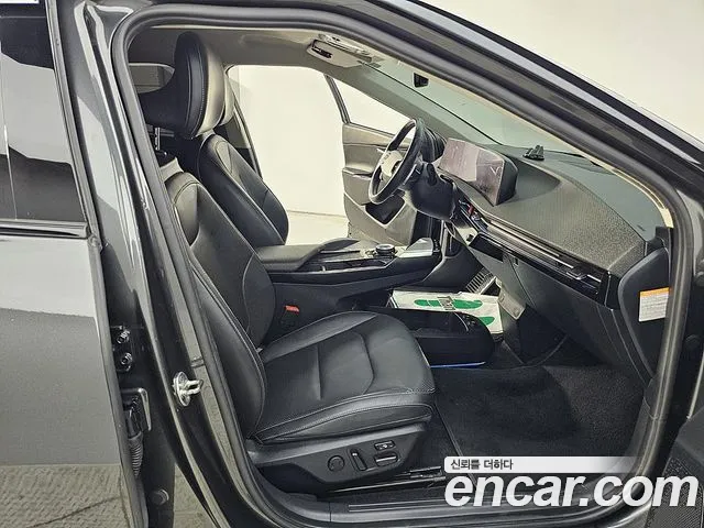 Kia EV6 — Фото автомобиля 11
