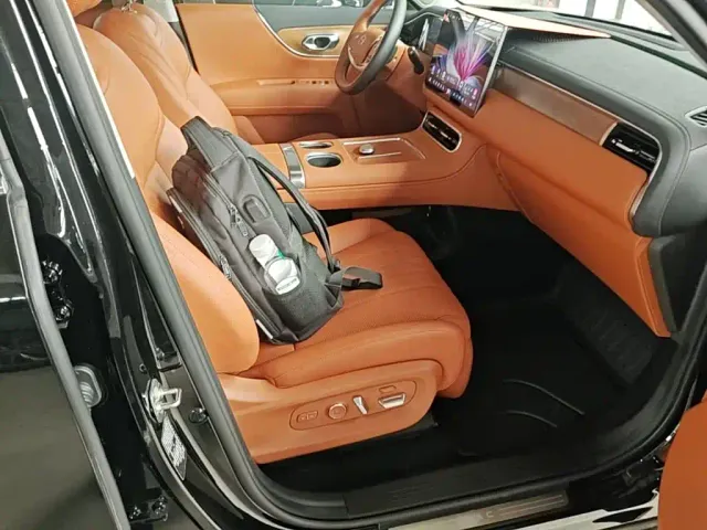 GAC Trumpchi Xiangwang S9 — Фото автомобиля 24