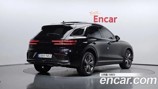 Genesis GV70 2.5T Бензин 2WD — Фото автомобиля 2