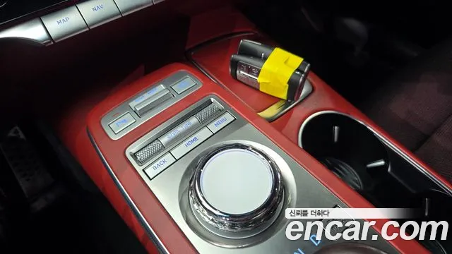 Genesis GV70 2.5T Бензин 2WD — Фото автомобиля 29