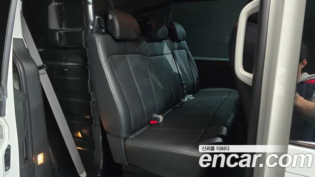 Hyundai Staria — Фото автомобиля 11