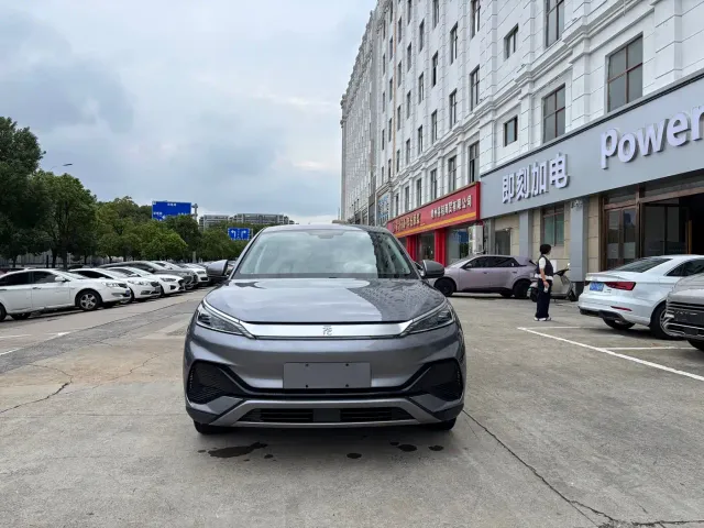 BYD Yuan PLUS — Фото автомобиля 2