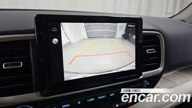 Hyundai Venue — Фото автомобиля 20
