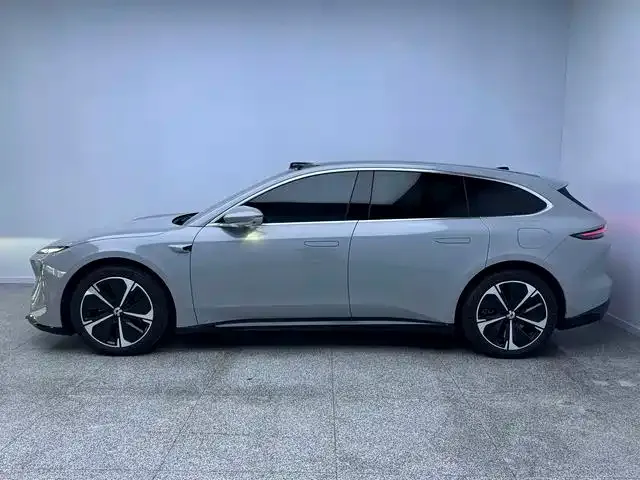 Nio ET5 Touring — Фото автомобиля 16