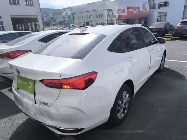 Buick Verano — Фото автомобиля 6
