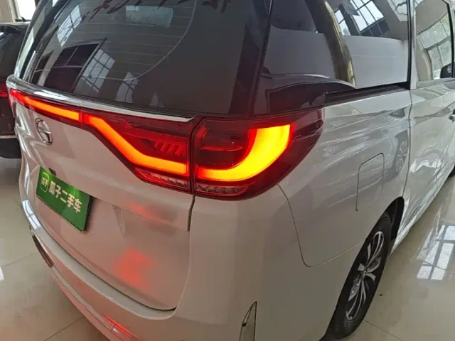 GAC Trumpchi M8 — Фото автомобиля 7