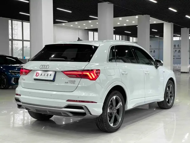 Audi Q3 — Фото автомобиля 6