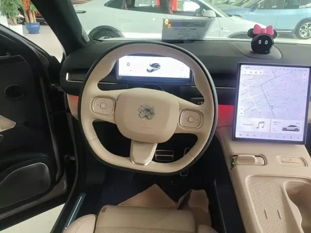 Nio EC7 — Фото автомобиля 10