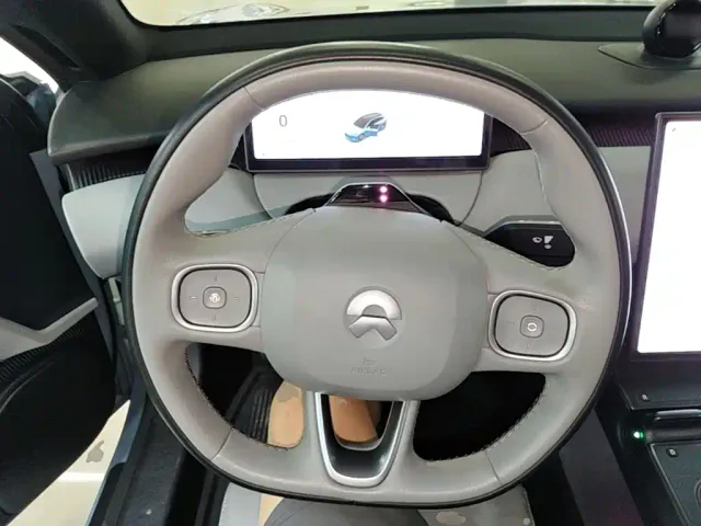 Nio ET5 Touring — Фото автомобиля 10