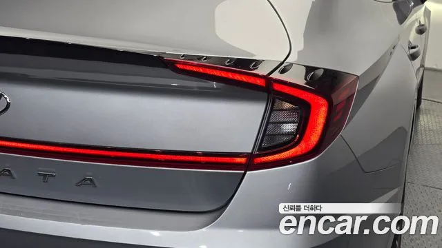 Hyundai Sonata — Фото автомобиля 5