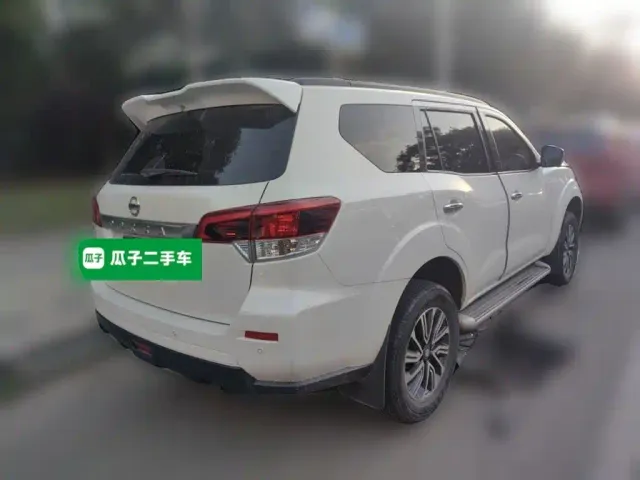 Nissan Terra — Фото автомобиля 4