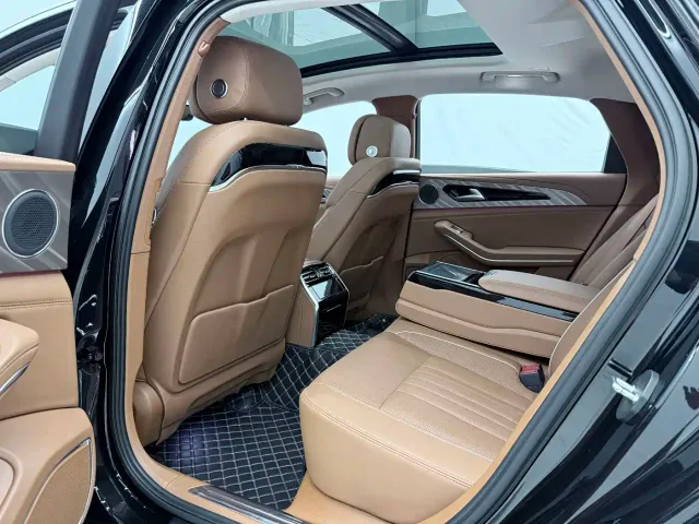 Hongqi H9 — Фото автомобиля 10