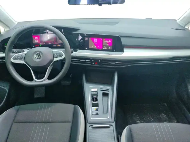 Volkswagen Golf — Фото автомобиля 12