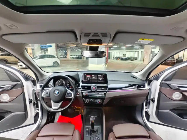 BMW X1 — Фото автомобиля 14
