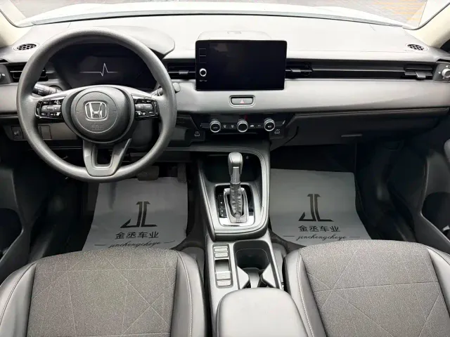 Honda Vezel — Фото автомобиля 9