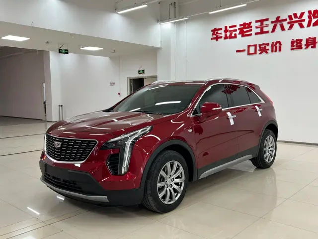 Cadillac XT4 — Фото автомобиля 2