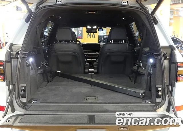 BMW X7 — Фото автомобиля 4