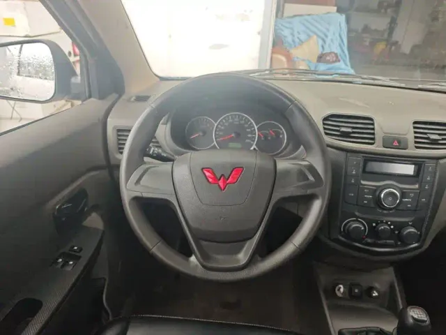 Wuling Hongguang — Фото автомобиля 2